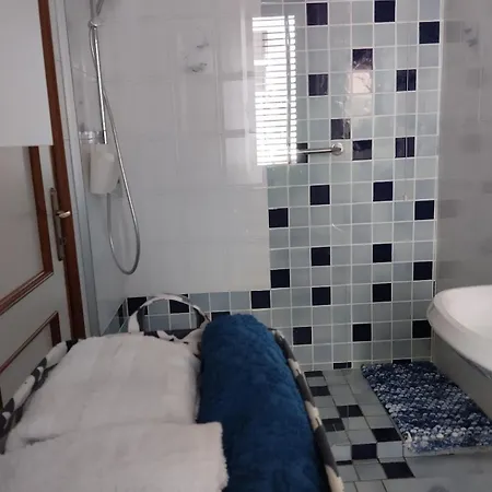 Goccia Azzurra Bed & Breakfast 3*