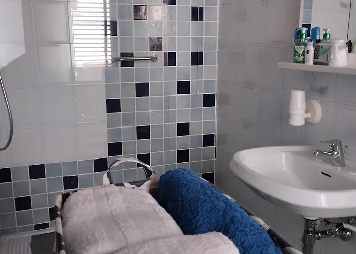 Goccia Azzurra Alojamento de Acomodação e Pequeno-almoço 3*